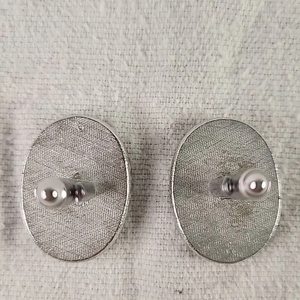 Cufflinks Silver Celluloid And Gold Colored Raised Metal Stagecoach Shields VNTG